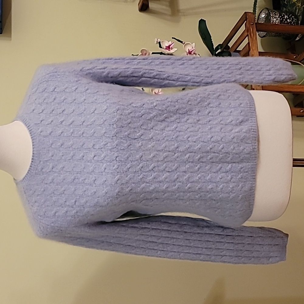 100% Cashmere Sweater, Belford, Baby Blue- Large